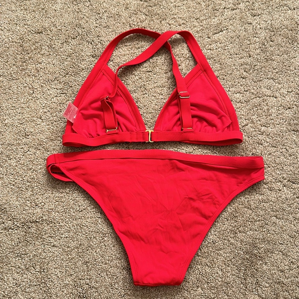 Red Bikini - Picture 2 of 4